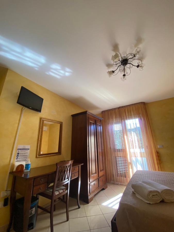 레체 L'Attico Piazza Sant'Oronzo B&B 외부 사진